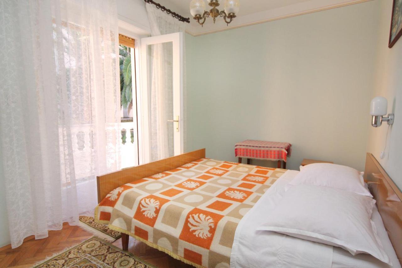 Apartments And Rooms With Parking Space Palit, Rab - 5061 Екстер'єр фото