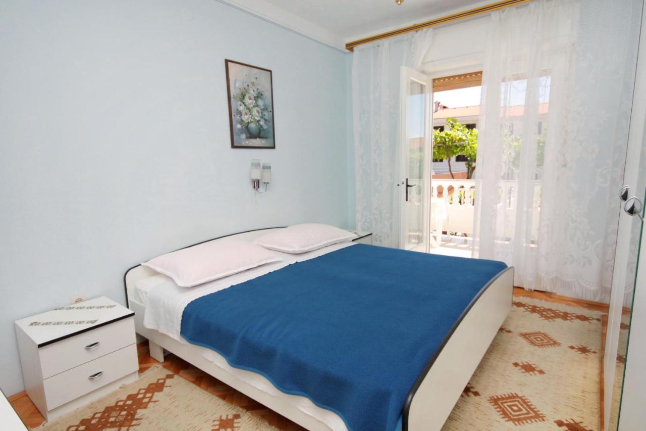 Apartments And Rooms With Parking Space Palit, Rab - 5061 Екстер'єр фото