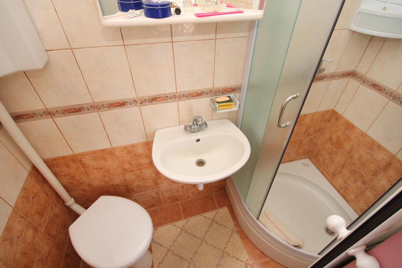 Apartments And Rooms With Parking Space Palit, Rab - 5061 Екстер'єр фото