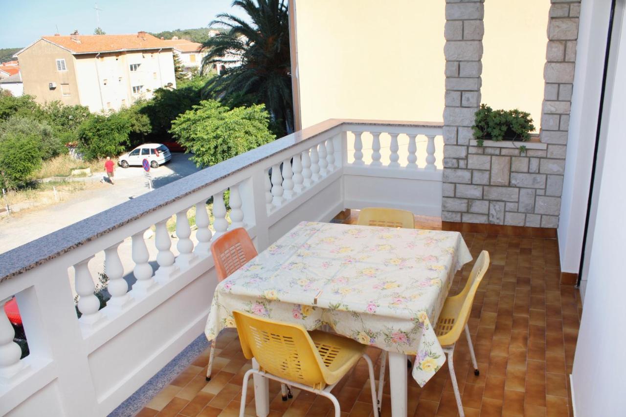 Apartments And Rooms With Parking Space Palit, Rab - 5061 Екстер'єр фото
